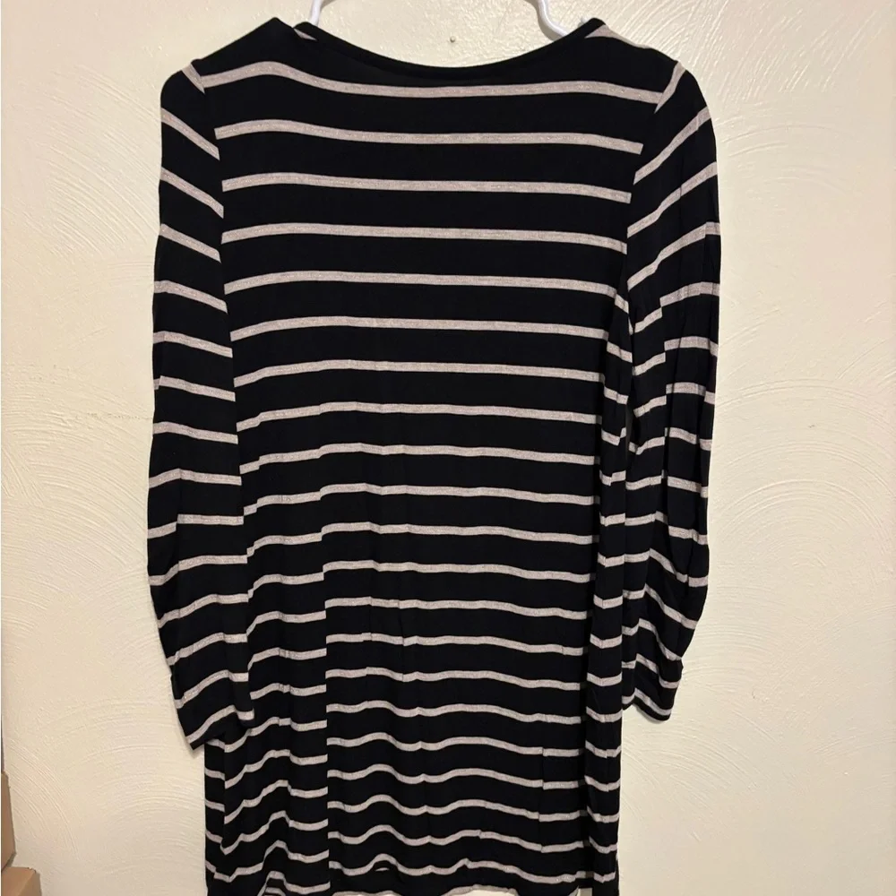 Soma Black and Gray Striped Pajama Top - Picture 7 of 7